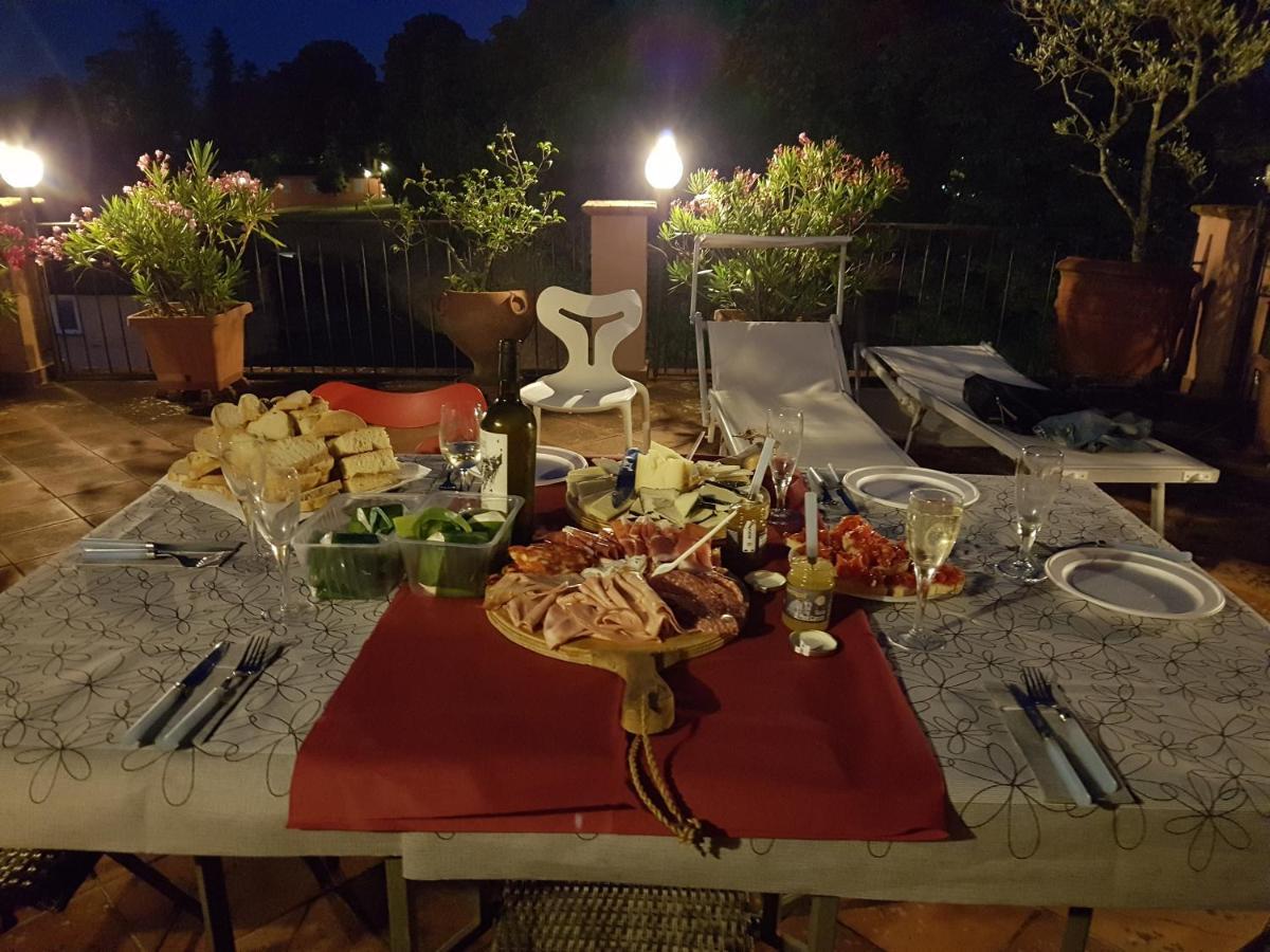 La Terrazza Fra Le Torri Appartement Lucca Buitenkant foto