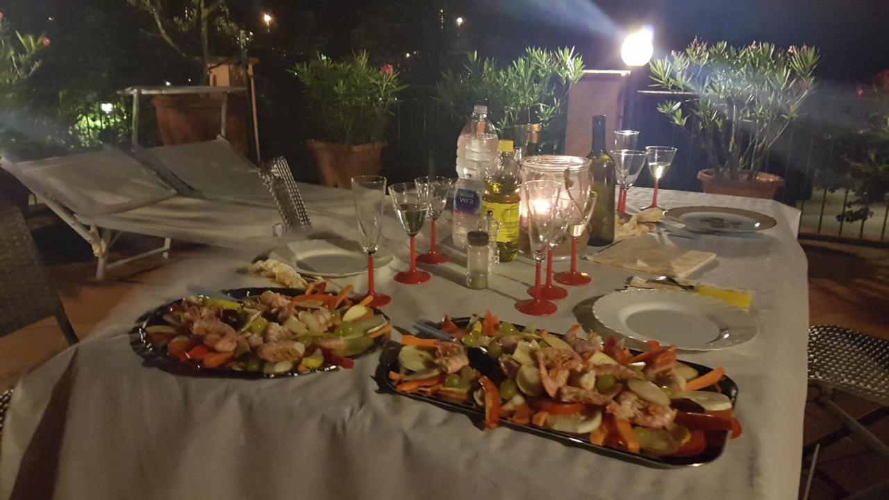 La Terrazza Fra Le Torri Appartement Lucca Buitenkant foto