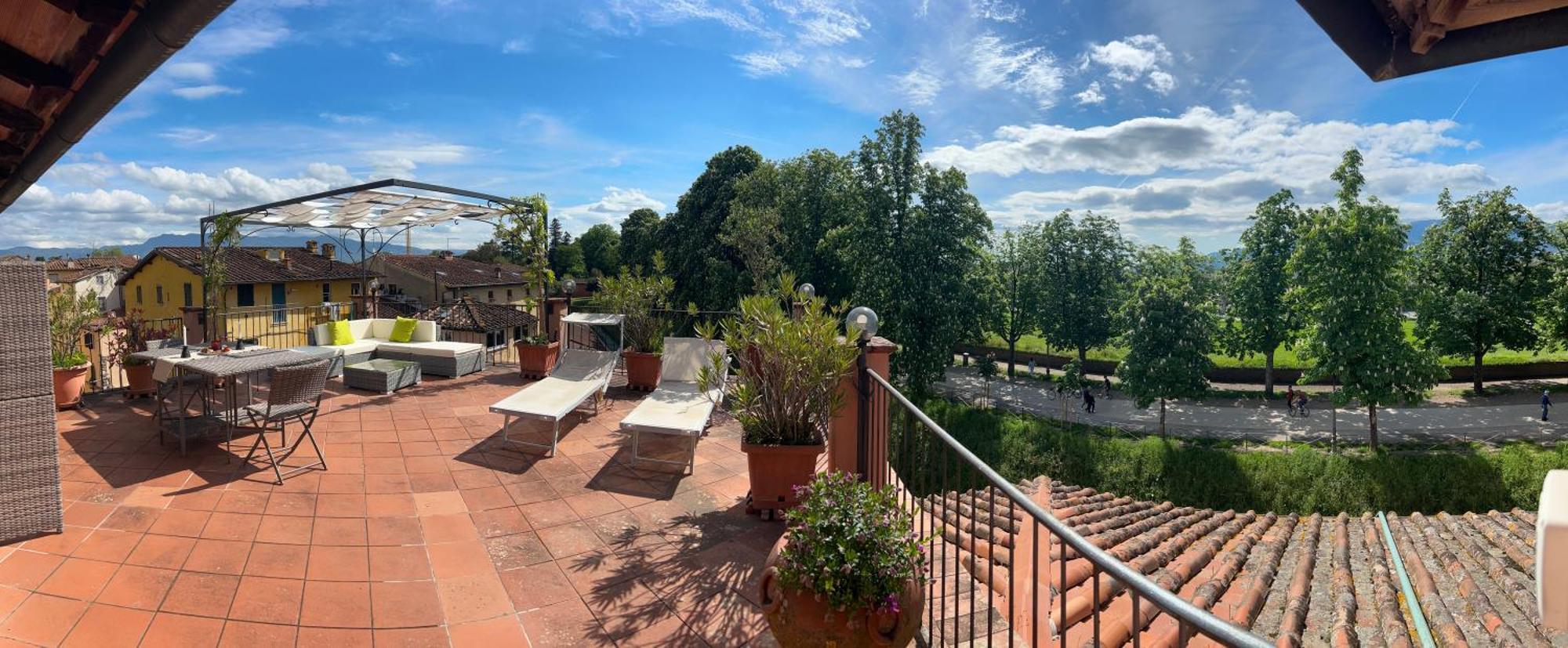 La Terrazza Fra Le Torri Appartement Lucca Buitenkant foto