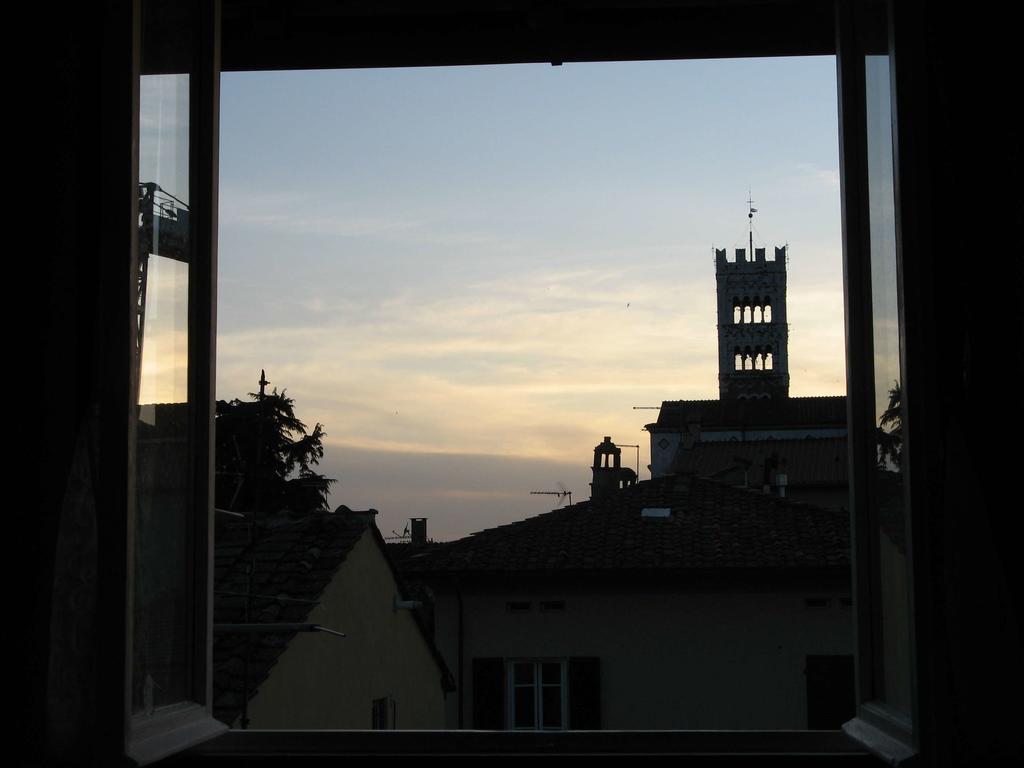 La Terrazza Fra Le Torri Appartement Lucca Buitenkant foto