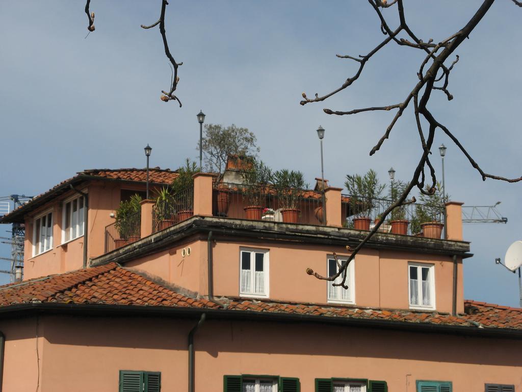 La Terrazza Fra Le Torri Appartement Lucca Buitenkant foto